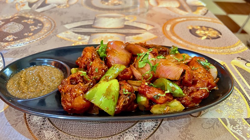 Bir Billing Valley Cafe - Bir Billing Valley Cafe, main bazar 2, minutes walk from bus stand, Bir Rd, opposite Pnb atm, Bir, Talkehr, Himachal Pradesh 175032, India