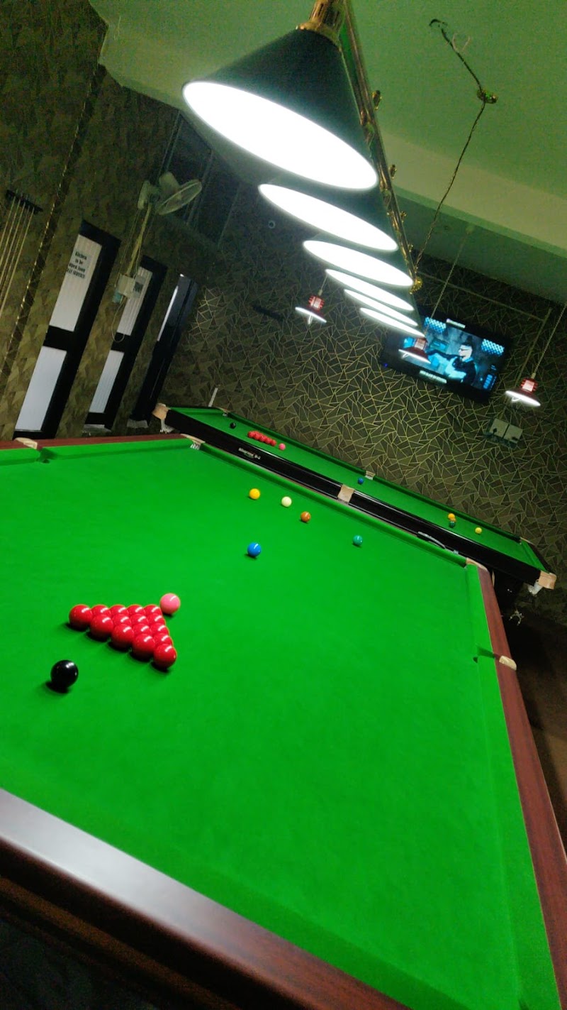 BENJAMIN'S SNOOKER CLUB - BENJAMIN'S SNOOKER CLUB, Bhartiya nagar chowk, Karan chambers, opposite to Aastha petrol pump, above new Yash super bazar, Saluja Vihar, Bhartiya Nagar, Bilaspur, Chhattisgarh 495001, India