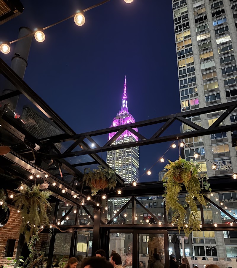Refinery Rooftop - Refinery Rooftop 63 W 38th St, New York, NY 10018, USA