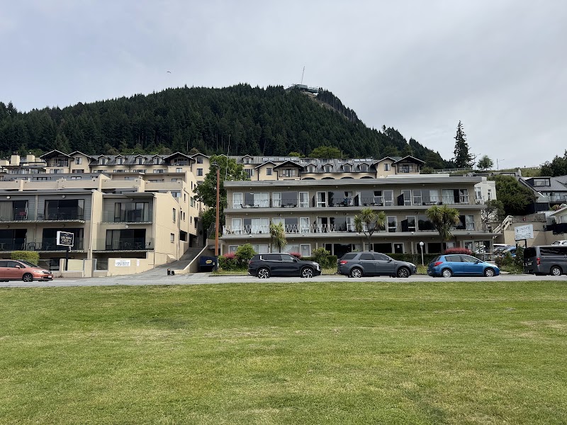 Lakefront Apartments & Lodges - Lakefront Apartments & Lodges 26 Lake Esplanade, Queenstown 9300, New Zealand