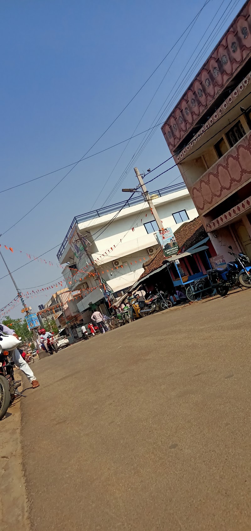 SUN TEA THANDA THANDA COOL COOL - SUN TEA THANDA THANDA COOL COOL, Street Number 3, Kantabanji, Odisha 767039, India