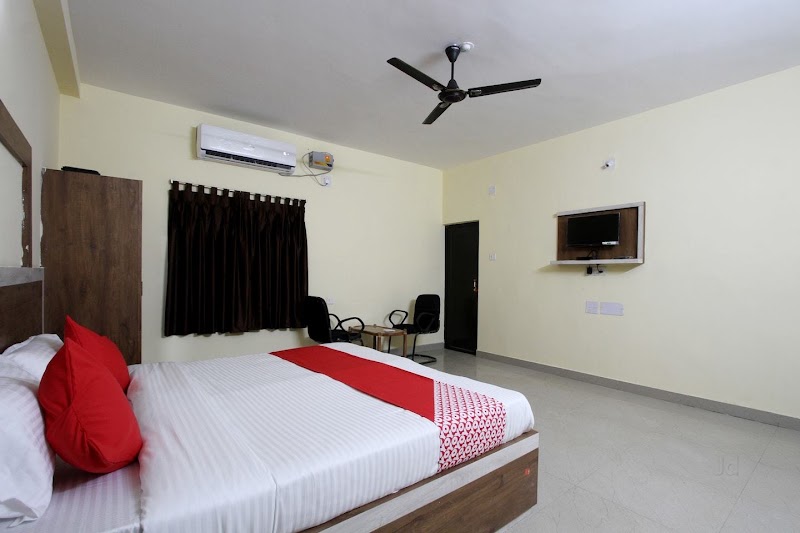 HOTEL ROYAL 91 - HOTEL ROYAL 91 Plot No – 91, Near, Platform No - 6, Budheswari Colony, Laxmisagar, Bhubaneswar, Odisha 751006, India