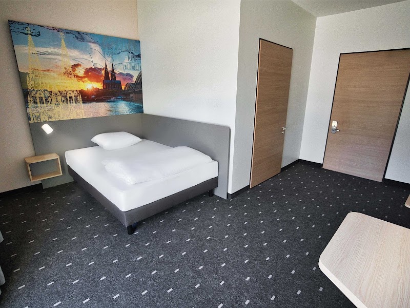 B&B HOTEL Köln-City - B&B HOTEL Köln-City Oskar-Jäger-Straße 115, 50825 Köln, Germany