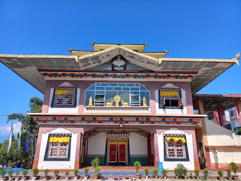 Rinchen Chholing Monastery - Rinchen Chholing Monastery 67WF+Q95, Rinchenpong, Sikkim 737111, India