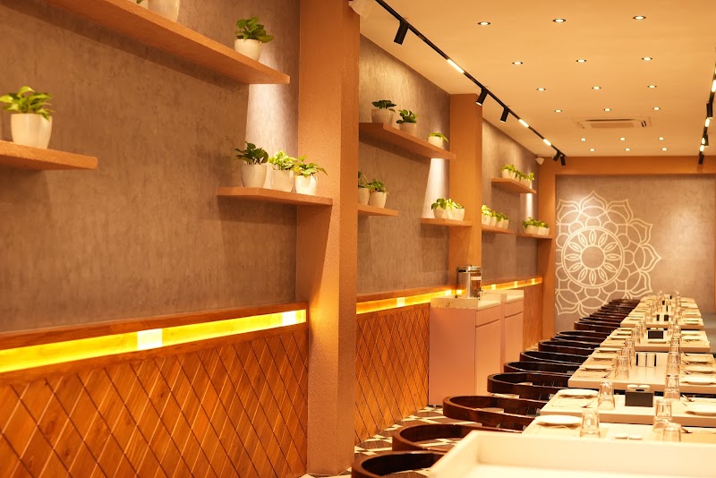 VARDAN VEG - VARDAN VEG, Punawale Signal Chowk, Survey no. 6,7,8, Wing AA, Aundh- Ravet BRTS Road, Gaon, next to Sant Tukaram Maharaj Bridge, Vishnu Dev Nagar, Punawale, Pimpri-Chinchwad, Maharashtra 411033, India