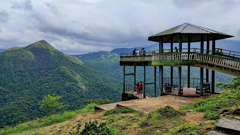 Sakleshpur Lake Park (Ayyappa Swamy Temple) - Sakleshpur Lake Park (Ayyappa Swamy Temple) WQVJ+8V5, Sakleshpura, Karnataka 573134, India