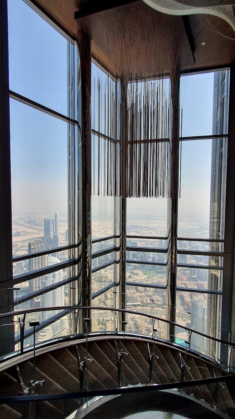 Atmosphere Burj Khalifa - Atmosphere Burj Khalifa 57XF+J8R Burj khalifa - 122nd Floor - Downtown Dubai - Dubai - United Arab Emirates