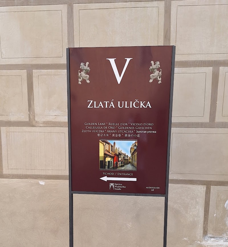 Golden Lane - Golden Lane, Pražský hrad Hrad III, nádvoří, 119 00 Praha 1-Hradčany, Czechia