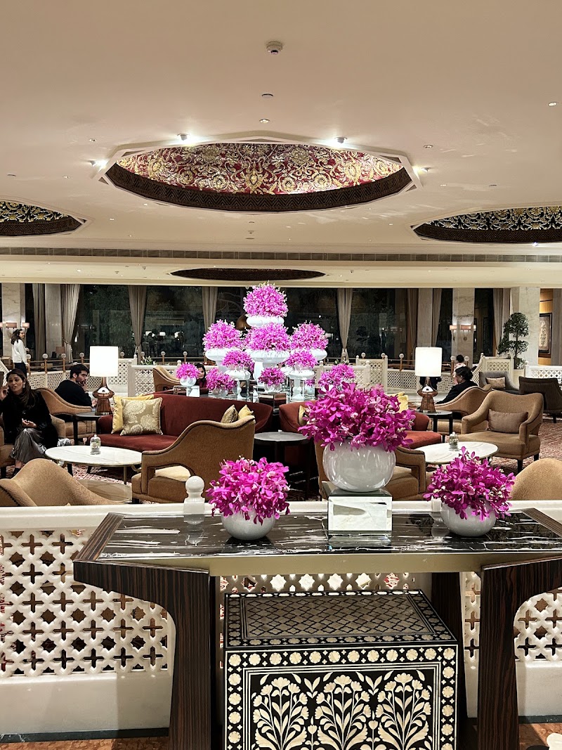 House of Ming - House of Ming Taj Mansingh Hotel Rd, near Jsc VTB Bank, South Block, Man Singh Road Area, New Delhi, Delhi 110011, India