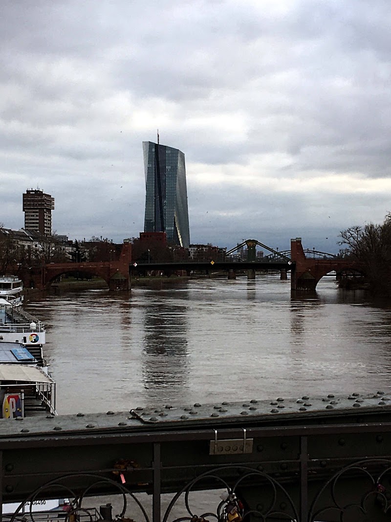 Eiserner Steg - Eiserner Steg, 60311 Frankfurt am Main-Innenstadt I, Germany