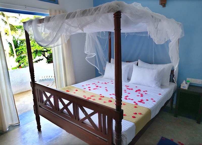 Darshana Beach Hotel - Darshana Beach Hotel, 36 Galle Rd, Kosgoda, Sri Lanka