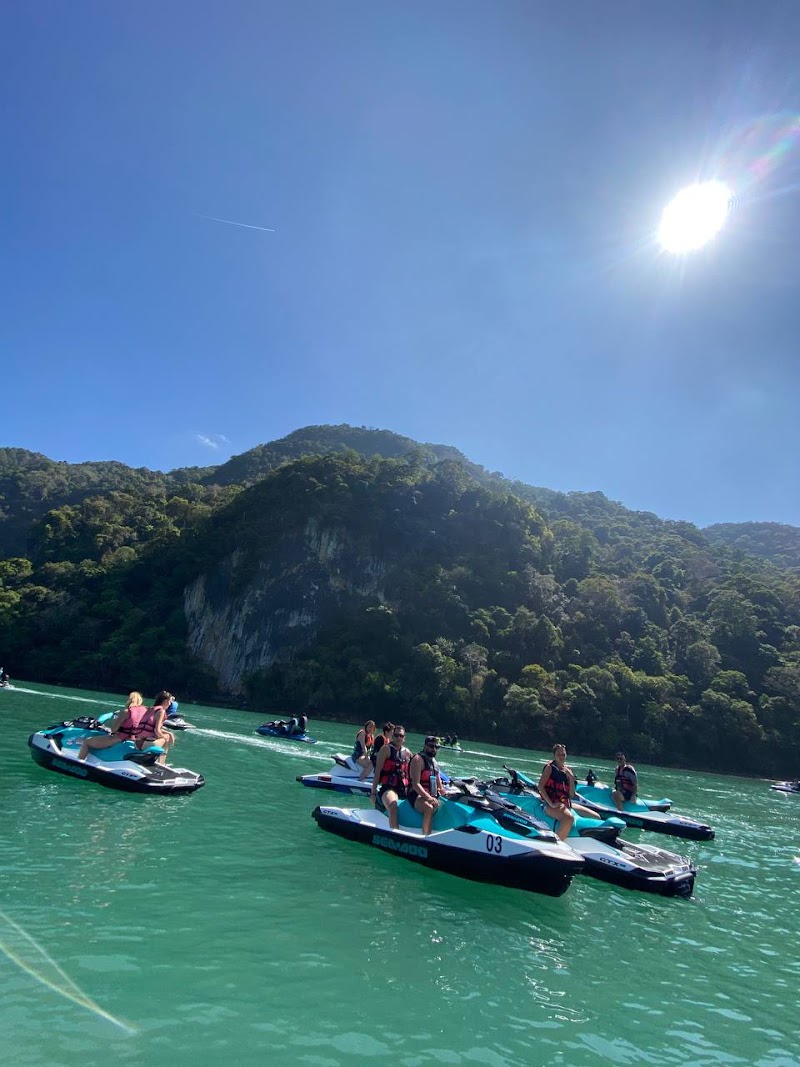 SANN Watersport Langkawi - SANN Watersport Langkawi, Jalan Pantai Chenang, Kampung Lubok Buaya, 07000 Langkawi, Kedah, Malaysia