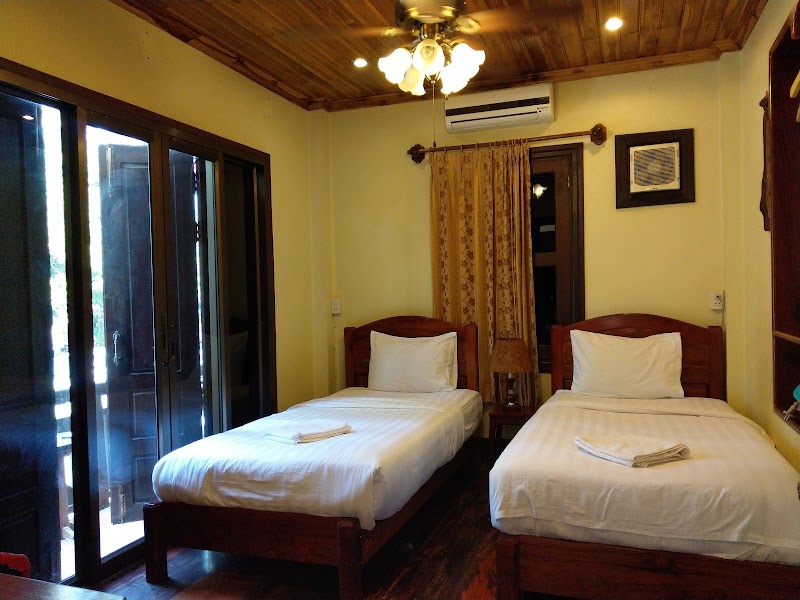 Anisa Riverside Guesthouse - Anisa Riverside Guesthouse, V4VP+PW2, Khem Khong, Luang Prabang, Laos