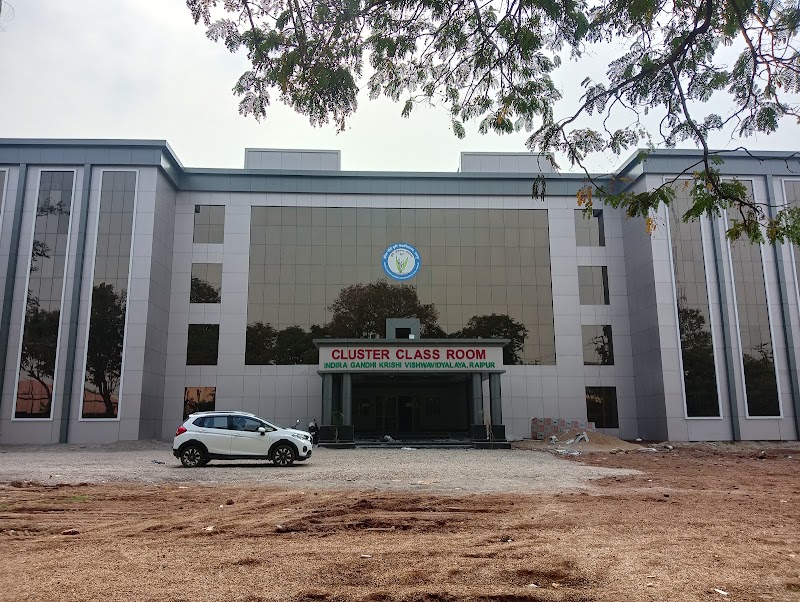 Indira Gandhi Agricultural University - Indira Gandhi Agricultural University, 6PQ4+25G, Krishak Nagar, Raipur, Purena, Chhattisgarh 492012, India