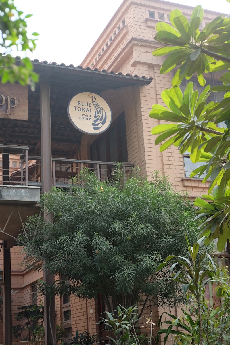 Blue Tokai Coffee Roasters | Noida - Blue Tokai Coffee Roasters | Noida No B/126, The Shop, B-126, Udhyog Marg, B Block, Sector 5, Noida, Uttar Pradesh 201301, India