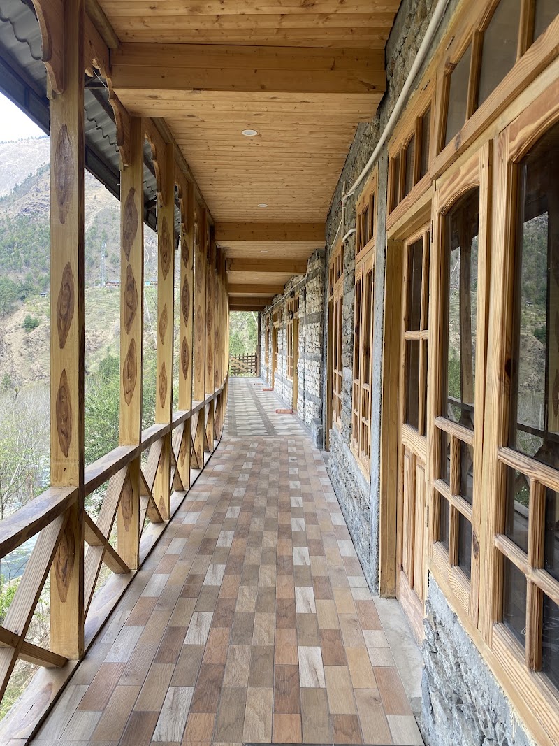 Tirthan Village Resort - Tirthan Village Resort, Village Gushaini Bathad Road, Tirthan Valley Rd, Chippni, Himachal Pradesh 175123, India