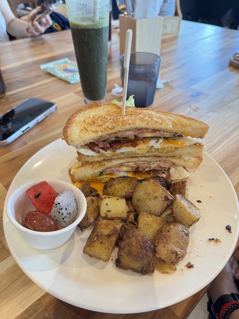 Breakfast Story Thonglor - Breakfast Story Thonglor 154 Soi Thong Lo, Khwaeng Khlong Tan Nuea, Watthana, Krung Thep Maha Nakhon 10110, Thailand