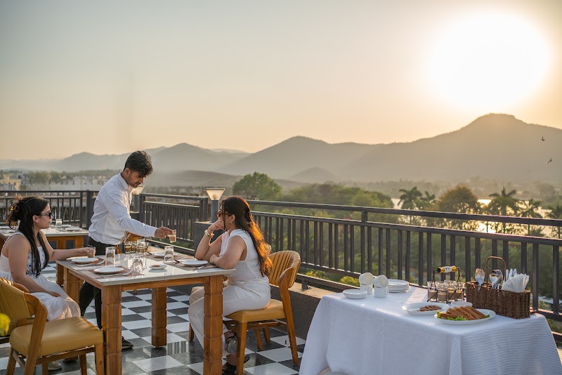 Perfectstayz Premium Udaipur By The Lake - Perfectstayz Premium Udaipur By The Lake, Goverdhan sagar lake, near and, Goverdhan Villas, Sector 14, Hiran Magri, Udaipur, Gordhan Vilas Rural, Rajasthan 313001, India