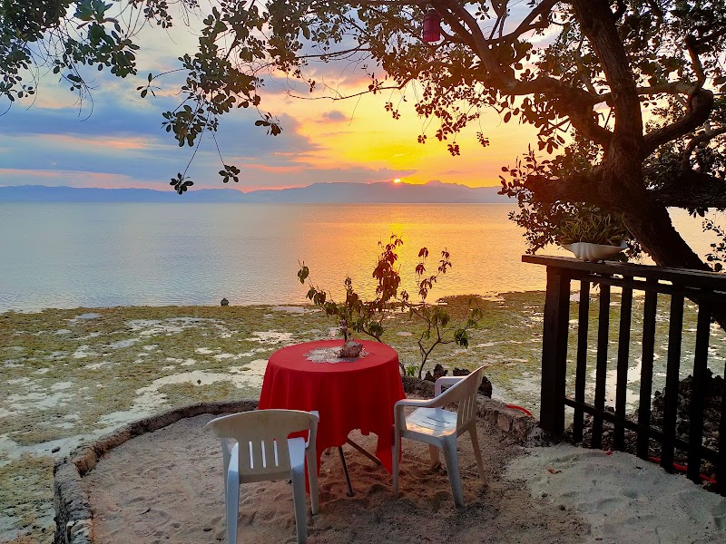 Moalboal T Breeze Coastal Resort - Moalboal T Breeze Coastal Resort Looc, Moalboal, 6032 Cebu, Philippines