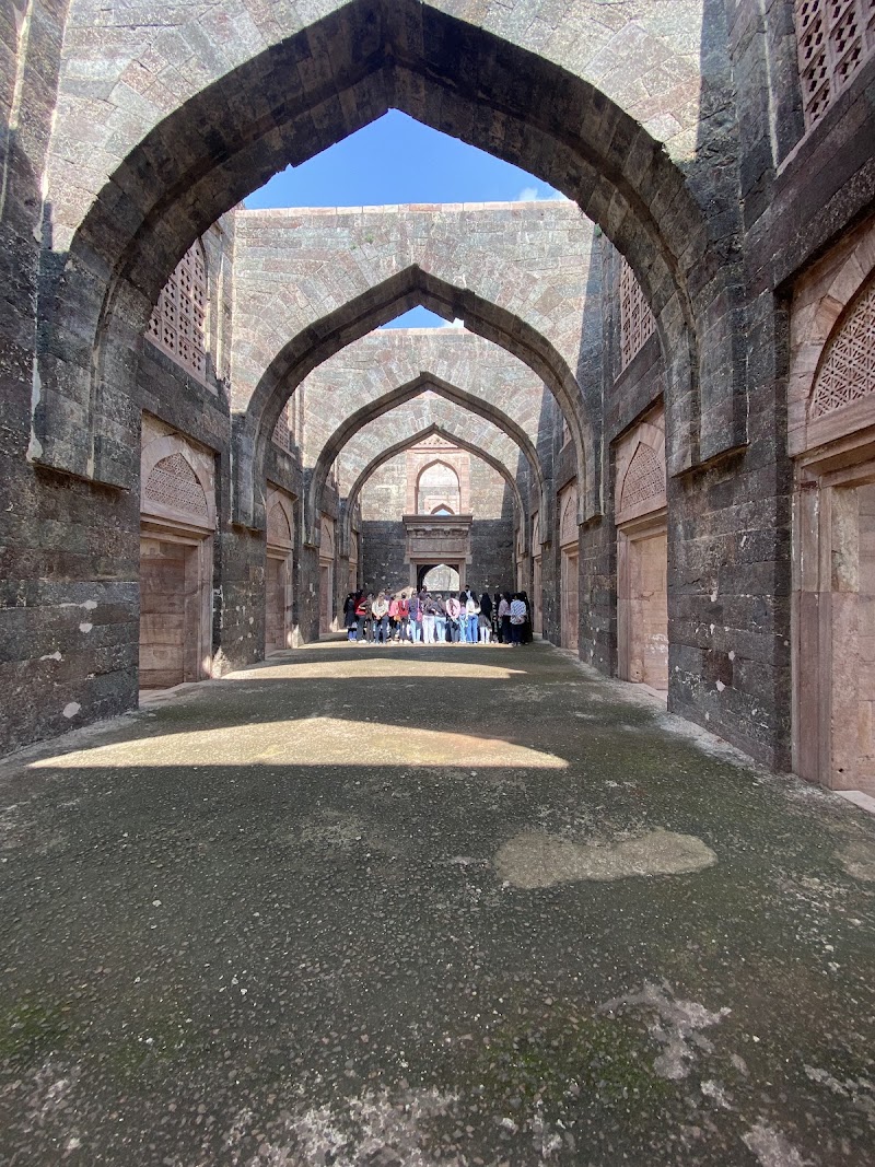 Mandavgarh - Mandavgarh, 89XW+GGQ, Mandu, Mandav, Madhya Pradesh 454010, India