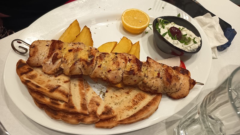 LIONDI Traditional Greek Restaurant - LIONDI Traditional Greek Restaurant, Makrigianni 19-21, Athina 117 42, Greece