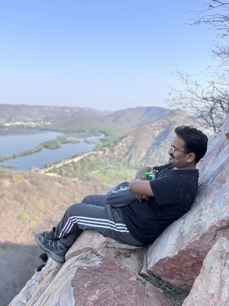 Ban ki ghati trek - Ban ki ghati trek XV24+29P Sankat Mochan Hanuman Temple, Delhi Byepass, Band ki Ghati, Ramgarh, Road, Jaipur, Jaipur Nagar Nigam Area, Rajasthan 302002, India
