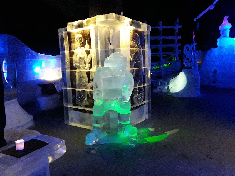 Magic Ice Lofoten - Magic Ice Lofoten Fiskergata 36, 8300 Svolvær, Norway