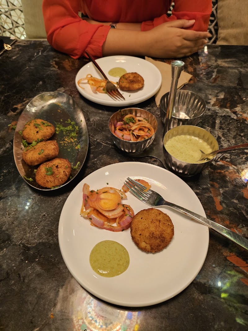 Oberoi Dhaba Adchini - Oberoi Dhaba Adchini 84, First Floor, Sri Aurobindo Marg, near Pt Colony, Ansari Nagar, Block C, Adchini, New Delhi, Delhi 110017, India