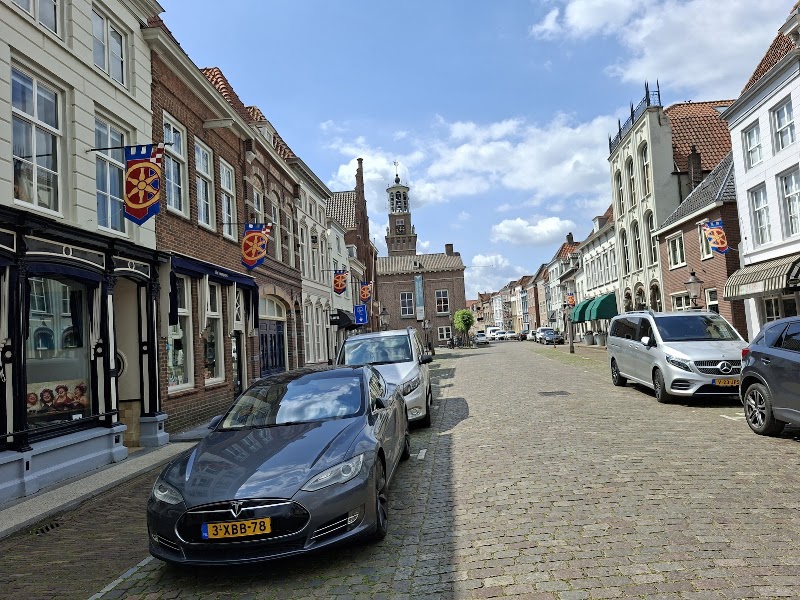 Lunchroom Den Contente Mensch - Lunchroom Den Contente Mensch Botermarkt 15, 5256 AV Heusden, Netherlands