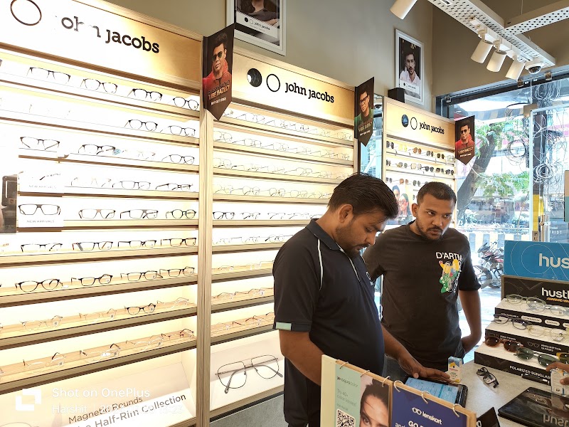 Lenskart.com at Sapna Sangeeta, Indore (First Lens Replacement Free) - Lenskart.com at Sapna Sangeeta, Indore (First Lens Replacement Free) Shop No G 1, Plot No 21, Akashdeep Complex, Sapna Sangeeta Rd, near Art Gallery, Snehnagar, Indore, Madhya Pradesh 452001, India