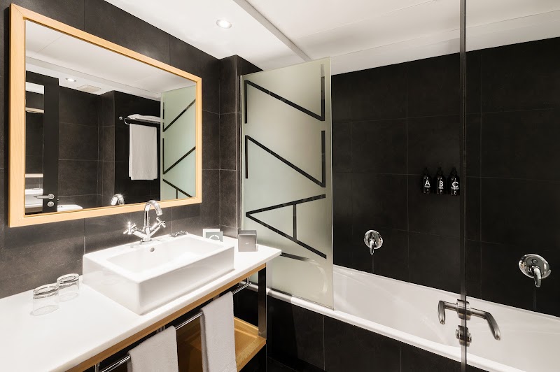 Hotel Jazz - Hotel Jazz Carrer de Pelai, 3 Parking:, Ronda de la Univ., 4, Eixample, 08001 Barcelona, Spain