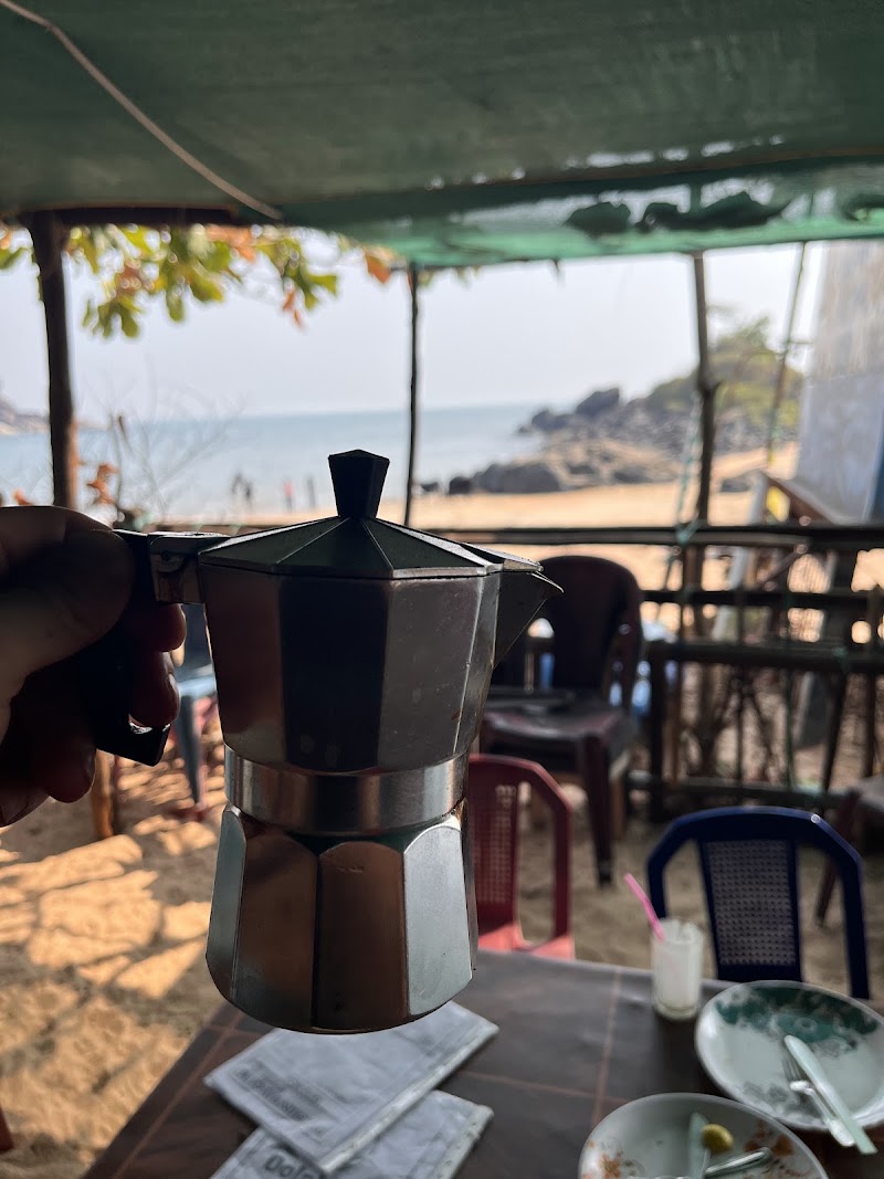 Dolphin Bay Cafe - Dolphin Bay Cafe G89C+MV4, Om Beach Rd, Gokarna, Karnataka 581326, India