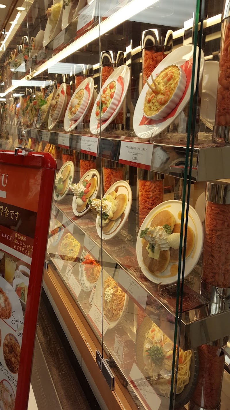 Yodobashi Camera Multimedia Kyoto - Yodobashi Camera Multimedia Kyoto, Japan, 〒600-8216 Kyoto, Shimogyo Ward, Higashishiokōjichō, ５９０−２ 地下1階