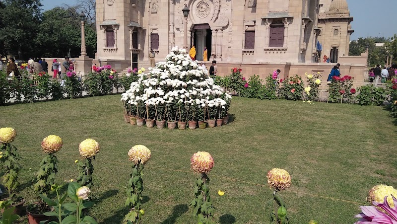 Vivekananda Park - Vivekananda Park, Paschim Putiary, Kolkata, West Bengal 700082, India
