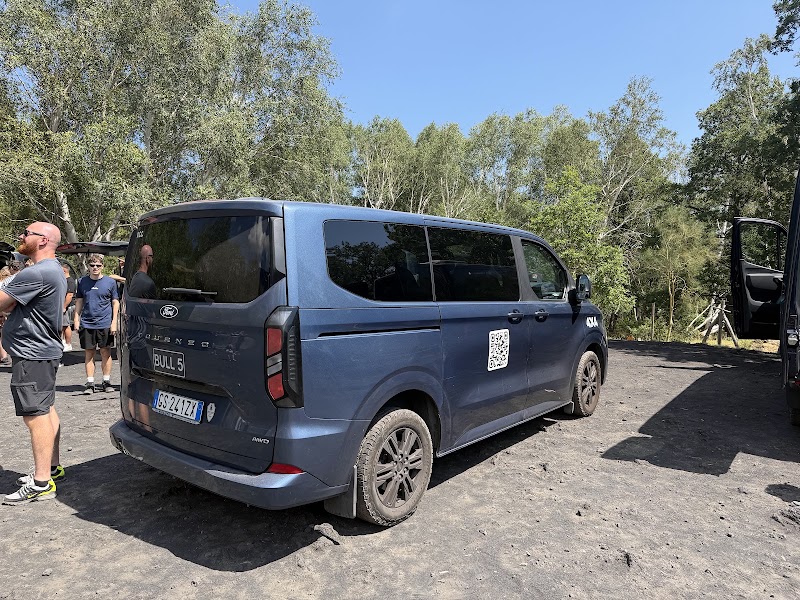 Go-Etna - Mount Etna Tours - Go-Etna - Mount Etna Tours Via Fiuggi sn, Worky Center, 95037 San Giovanni la Punta CT, Italy