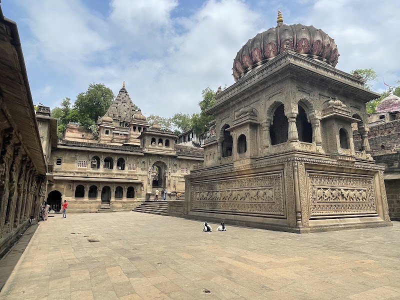 Ahilya Devi Maheshwar Fort Maheshwar - Ahilya Devi Maheshwar Fort Maheshwar, 5HCQ+HC7, Rajwada, Maheshwar, Madhya Pradesh 451228, India
