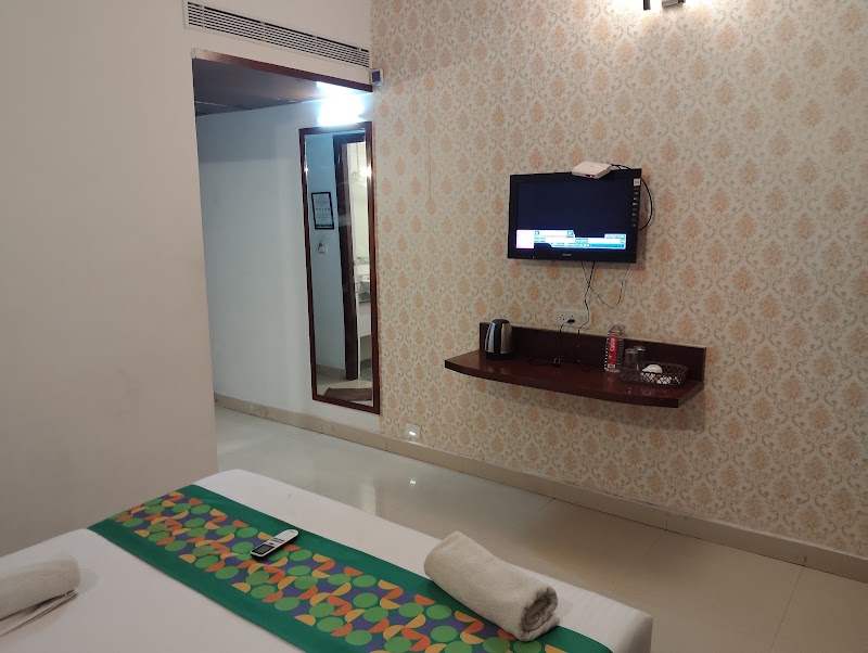 Treebo Seasons - Heritage Town Pondicherry - Treebo Seasons - Heritage Town Pondicherry 132, Anna Salai, MG Road Area, Puducherry, 605001, India