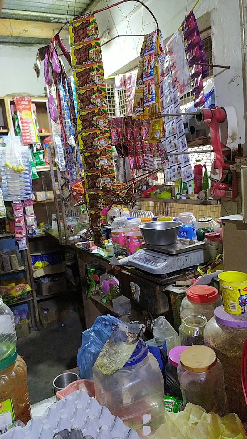 Shankar General Store शंकर जनरल स्टोर - Shankar General Store शंकर जनरल स्टोर, 9GJ8+9J, Bhowali, Sukha, Uttarakhand 263132, India