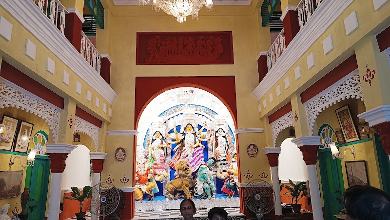 Tarun Sangha Durga Puja - Tarun Sangha Durga Puja, G996+5HW, Jatin Bagchi Road, Golpark, Hindustan Park, Gariahat, Kolkata, West Bengal 700029, India