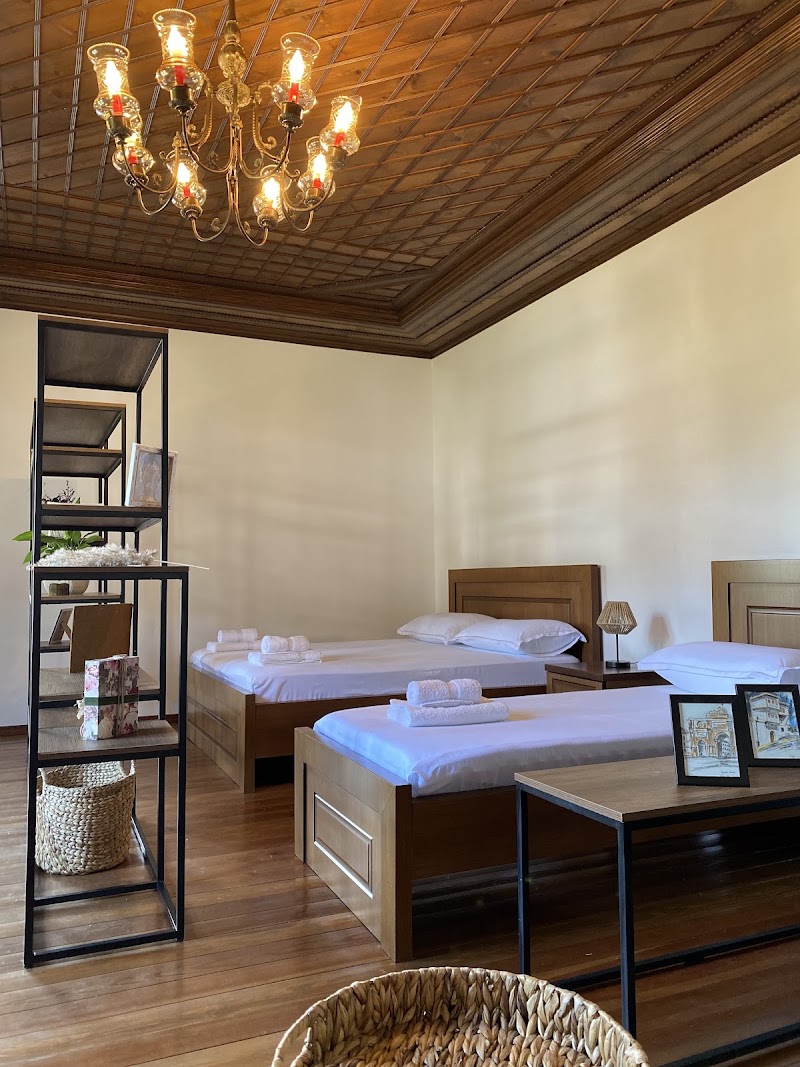 Timber Guest House - Timber Guest House, Rruga Mihal Komnena, Berat 5001, Albania