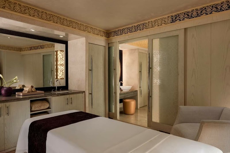 Saray Spa - Saray Spa, Cairo Marriott Hotel -16 Saray El Gezira, Zamalek Cairo, عمر الخيام، الزمالك، محافظة القاهرة‬ 11211, Egypt