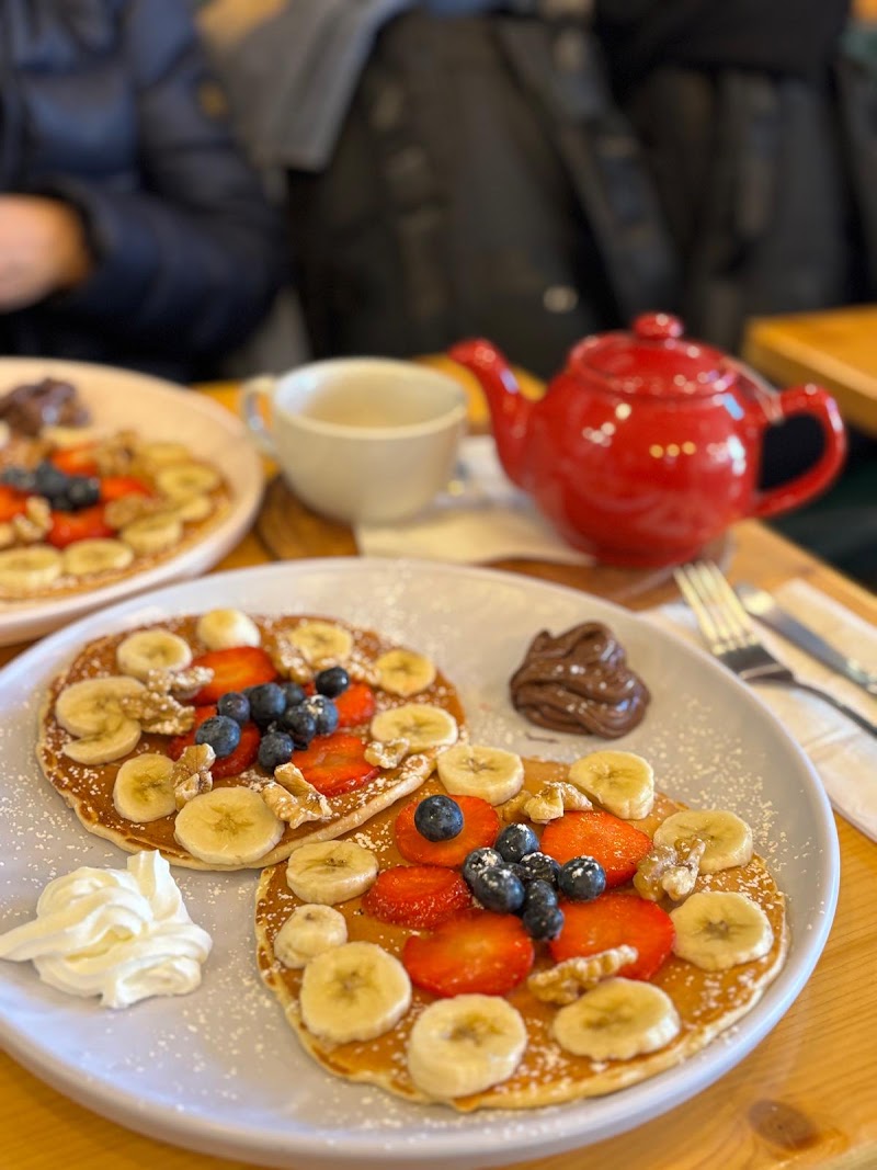 BNB Cafe and Bar Ltd Butter Bakery Bar & Cafe - BNB Cafe and Bar Ltd Butter Bakery Bar & Cafe 219 Westbourne Park Rd, London W11 1EA, UK