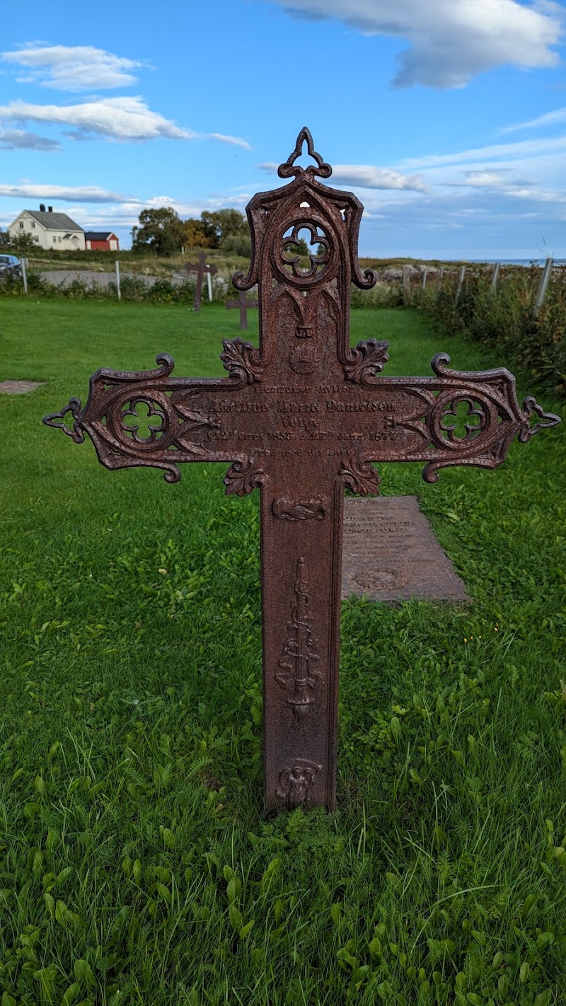 Gimsøy Kirke - Gimsøy Kirke, Gimsøy, 8314 Gimsøysand, Norway