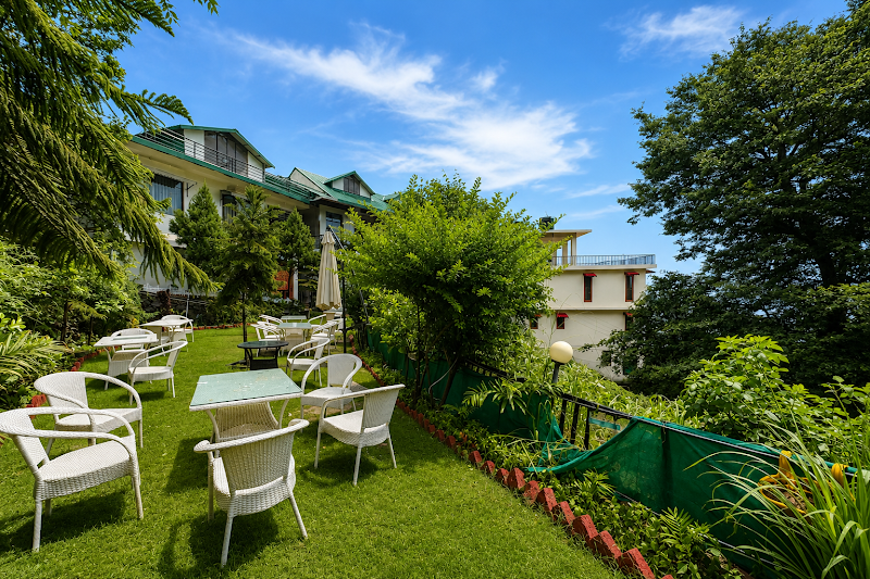 Hotel Heaven and Hills - Kasauli