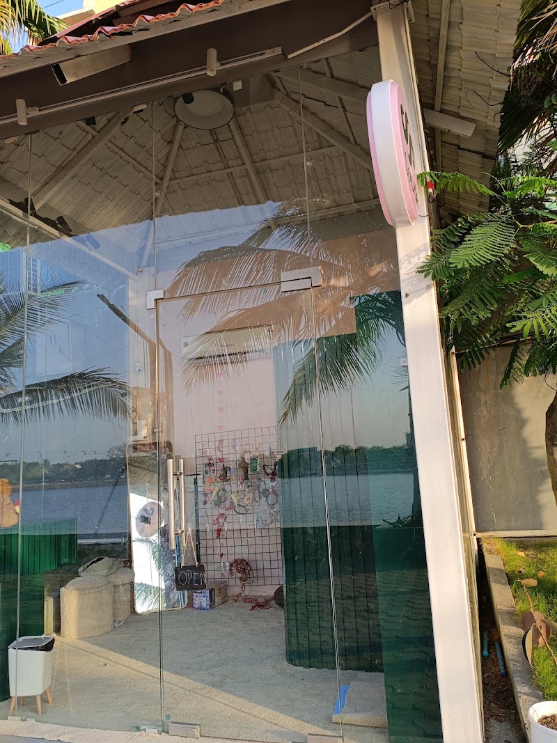 SORA DE Photobooth and Gift Studio - SORA DE Photobooth and Gift Studio, Left Spree walk, Marine drive, talab, Telibandha, Raipur, Chhattisgarh 492001, India