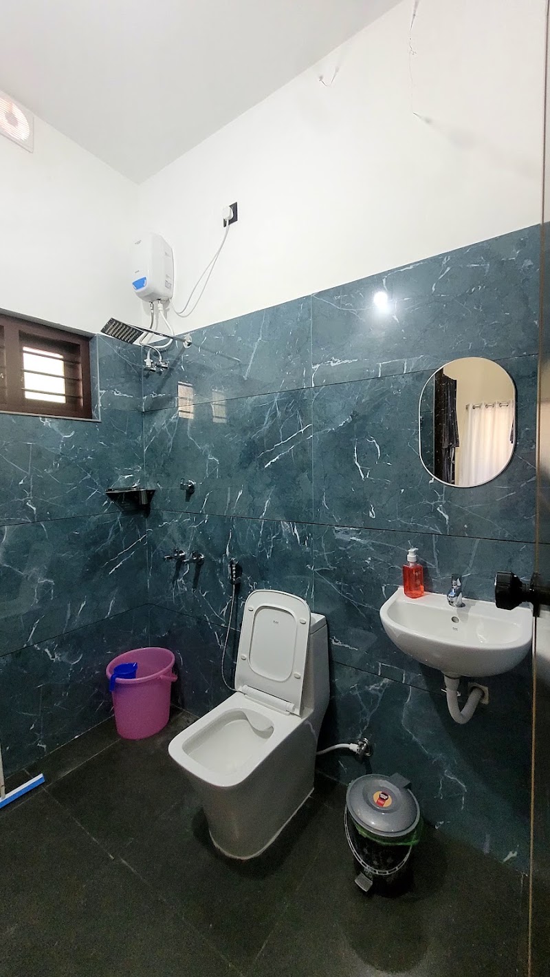 Roameo Hostels, A Cowork by The Hostel Stories - Roameo Hostels, A Cowork by The Hostel Stories, Kurakkanni - Odayam Rd, Varkala, Kerala 695141, India