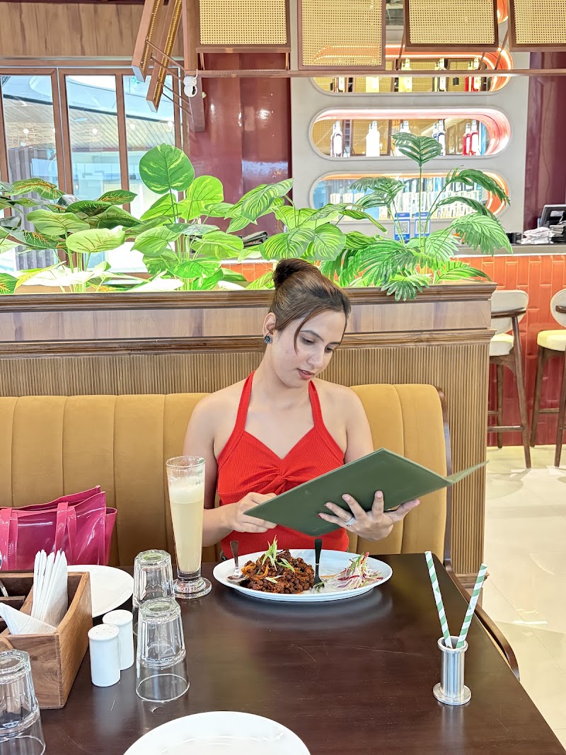 Lama by Yeti Gurugram - Lama by Yeti Gurugram M3m route 65, Sector 65, Gurugram, Haryana 122101, India
