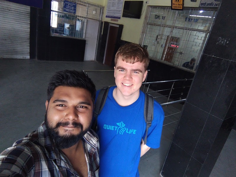Atathi niwas guest house for Backpackers and Travellers - Atathi niwas guest house for Backpackers and Travellers Siliguri junction, Old Matigara Rd, near SITALA MANDIR, Ward 1, Patiram Jote, Siliguri, West Bengal 734003, India