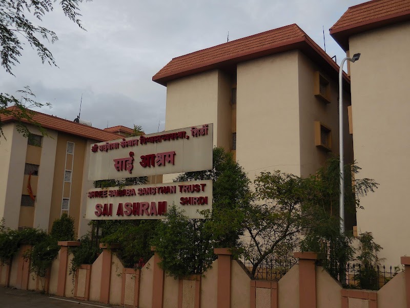 Sai Ashram Bhaktaniwas - Sai Ashram Bhaktaniwas Tal, Shirdi, Maharashtra 423109, India