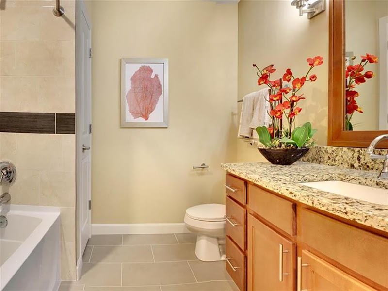 Residences at 1717 - Residences at 1717 1717 E 9th St, Cleveland, OH 44114, USA